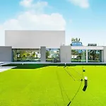 Βίλα Luxury With Heated Pool & Jacuzzi Near Golf Costa Adeje (Tenerife)