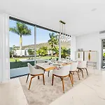 Luxury With Heated Pool & Jacuzzi Near Golf *
