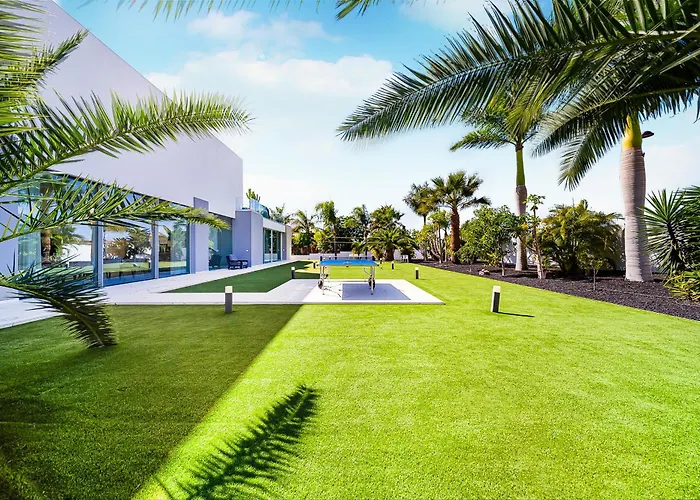 别墅 Luxury With Heated Pool & Jacuzzi Near Golf 阿德耶