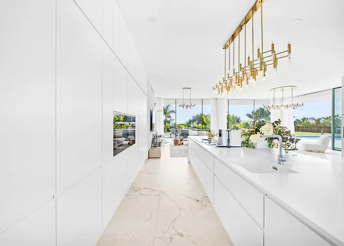 Luxury With Heated Pool & Jacuzzi Near Golf * Costa Adeje (Tenerife)