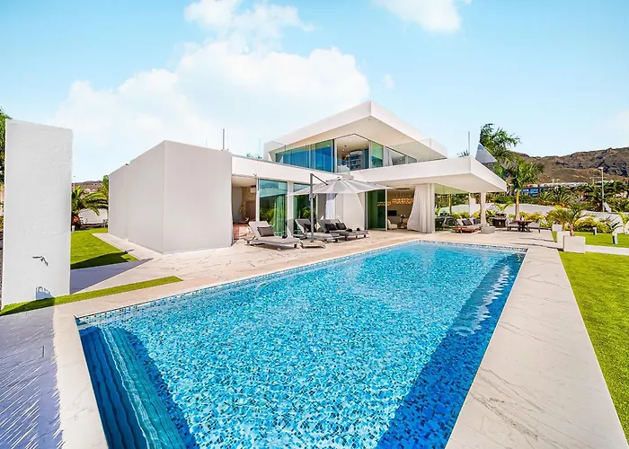 فيلة Luxury With Heated Pool & Jacuzzi Near Golf أذيخي