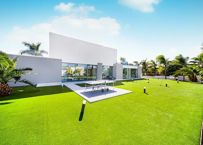 Villa Luxury With Heated Pool & Jacuzzi Near Golf