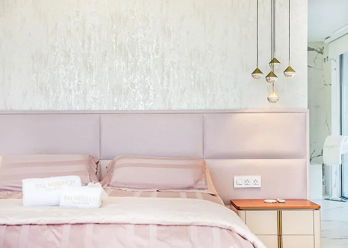 Luxury With Heated Pool & Jacuzzi Near Golf فيلة أذيخي