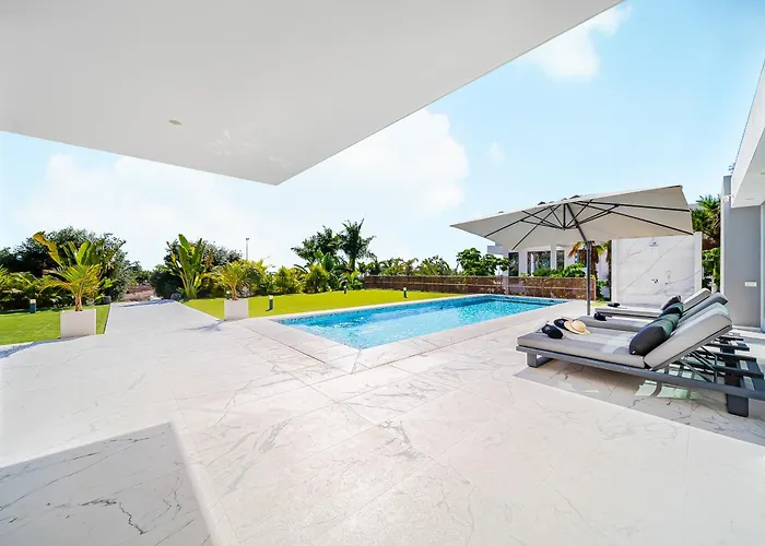 Luxury With Heated Pool & Jacuzzi Near Golf Villa Costa Adeje (Tenerife)