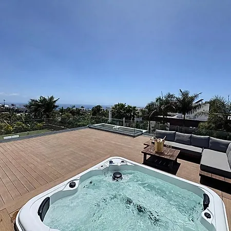 Luxury With Heated Pool & Jacuzzi Near Golf